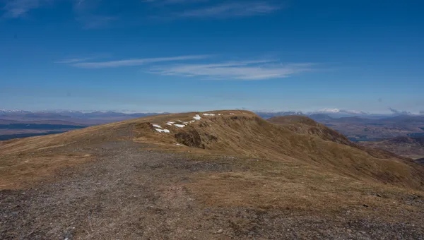Hiking Meall Bhuide — The Best Beginner's Munro? Munro in Loch Tay to Rannoch Moor, Scotland