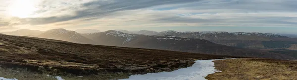 Carn na Caim and A'Bhuidheanach Bheag hiking guide - 2-Munro route in the Drumochter Pass. 1,000m ascent, plateau walking, and stunning Highland wilderness views. Perfect for intermediate hikers.